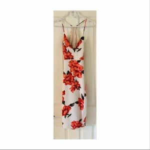 Beautiful vneck dress with floral pattern